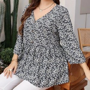SHEIN Ditsy Floral Smock Peplum Blouse